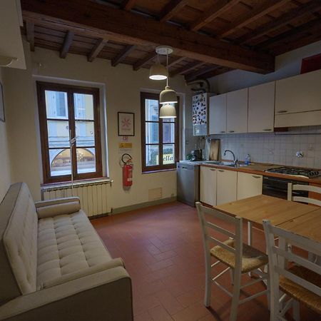 Traditional Florentine 1Br Apartment Close To Piazza Santa Croce Florenz Exterior foto