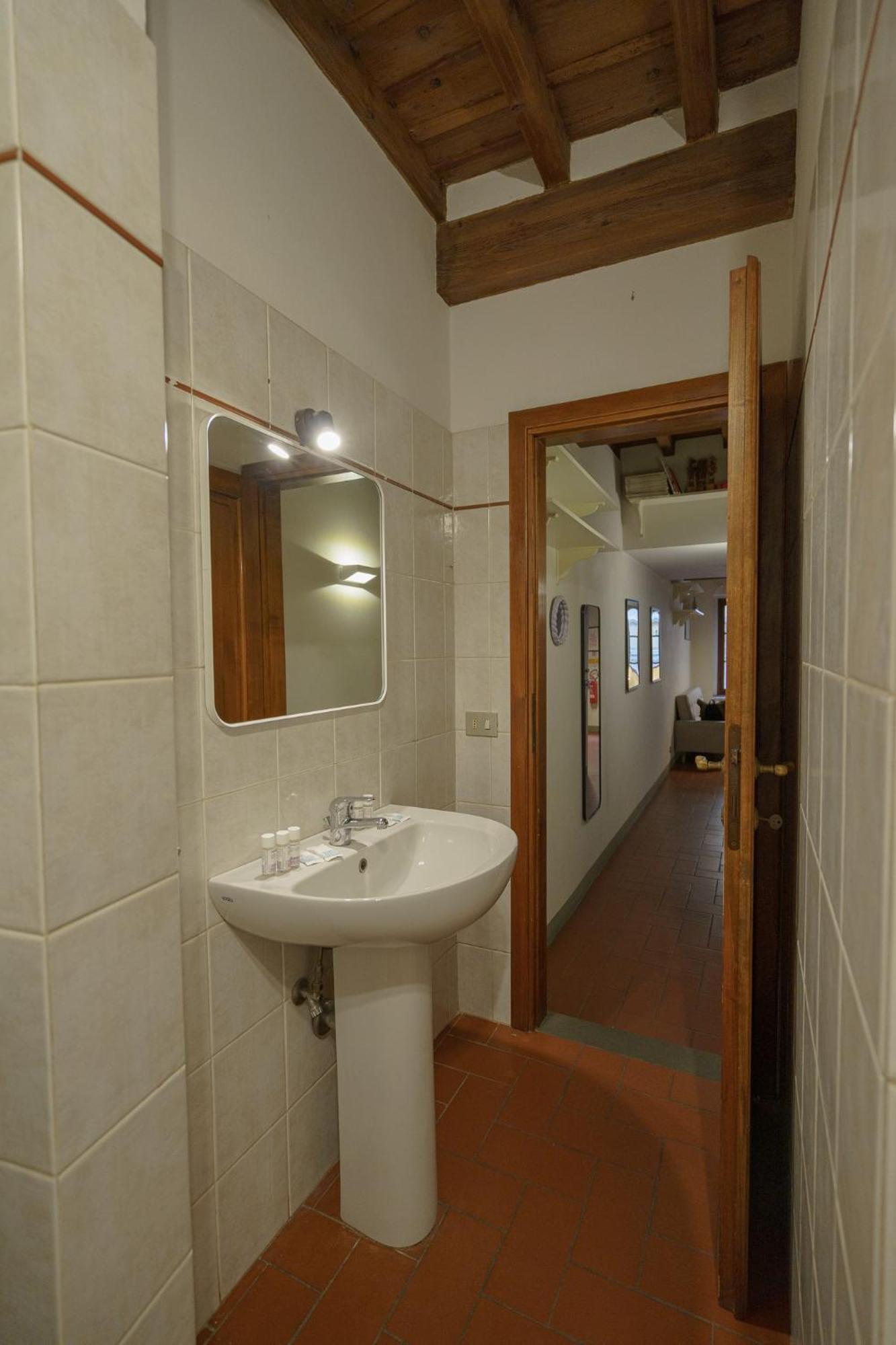 Traditional Florentine 1Br Apartment Close To Piazza Santa Croce Florenz Exterior foto