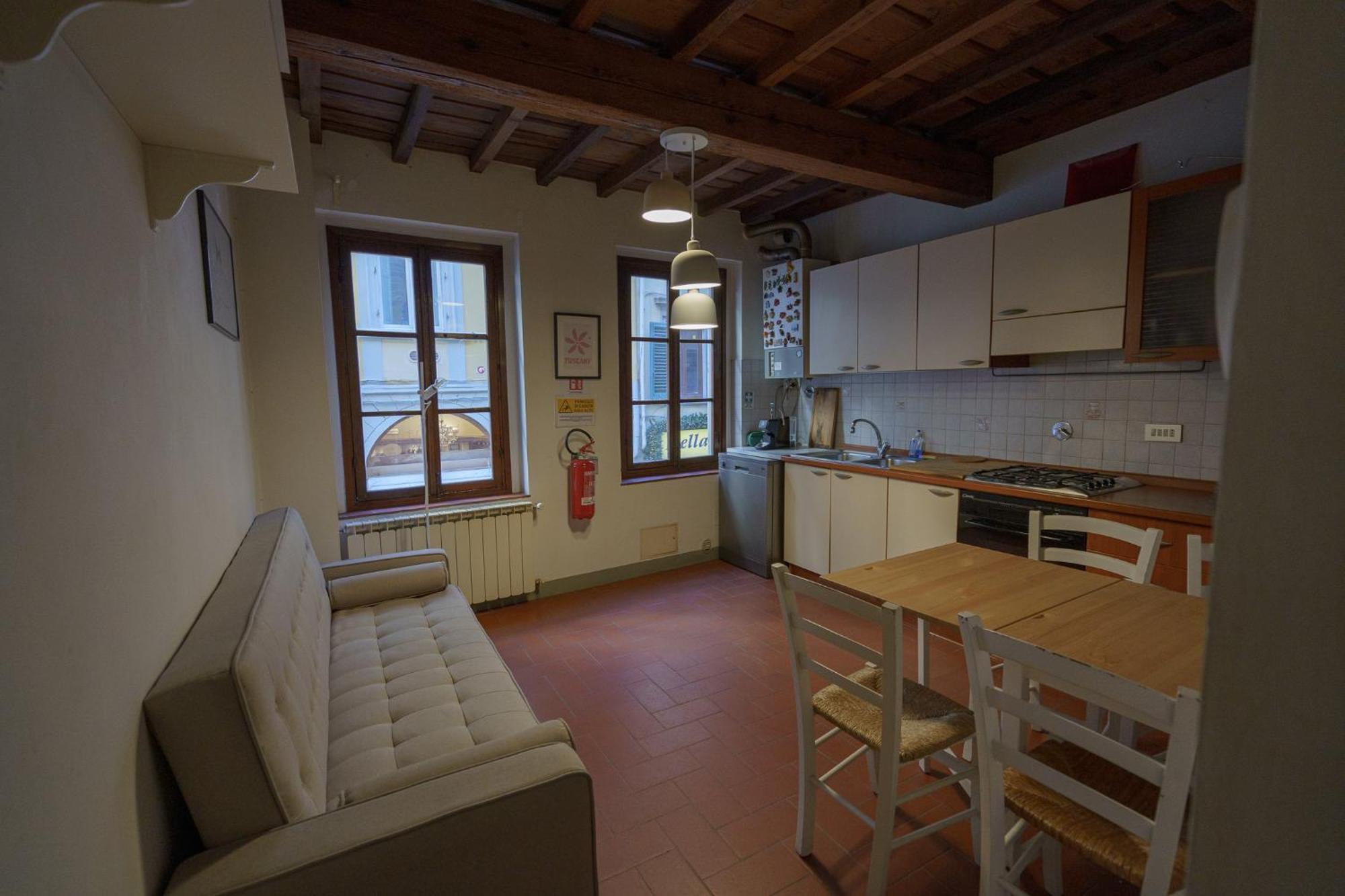 Traditional Florentine 1Br Apartment Close To Piazza Santa Croce Florenz Exterior foto